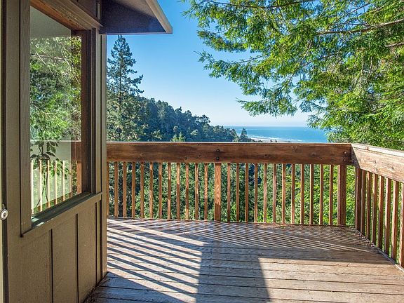 4th image of 43501 Hillcrest Drive #2
