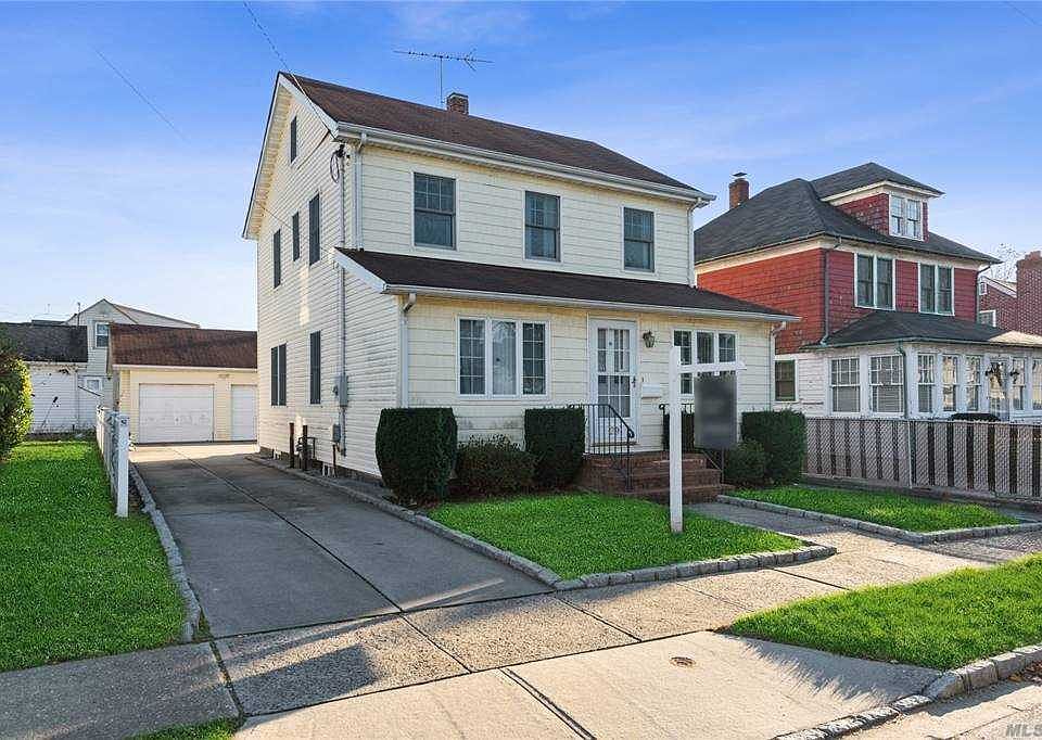 1st image of 29 Thorman Ave