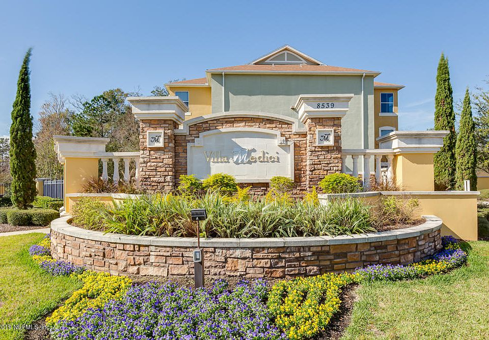 1st image of 8539 GATE Parkway W #222
