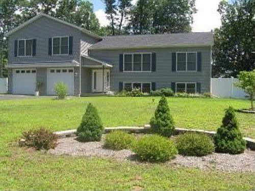 1st image of 23 Camelot Ct