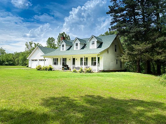 3rd image of 120 Hidden Valley Ln