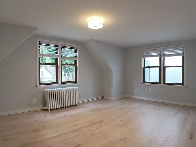 4219 N Albany Ave #2 — Photo 21