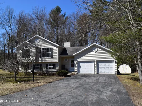 5 Santee Drive, Wilton, NY 12831