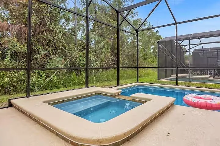 8802 Bamboo Palm Ct — Photo 45