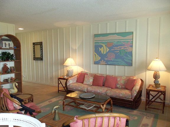 4th image of 2500 Gulf Blvd #106