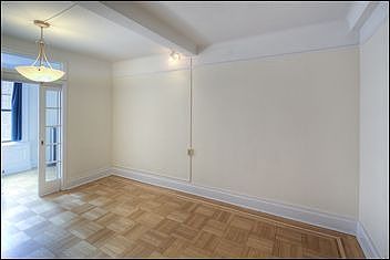 3rd image of 23 W 73rd St #805