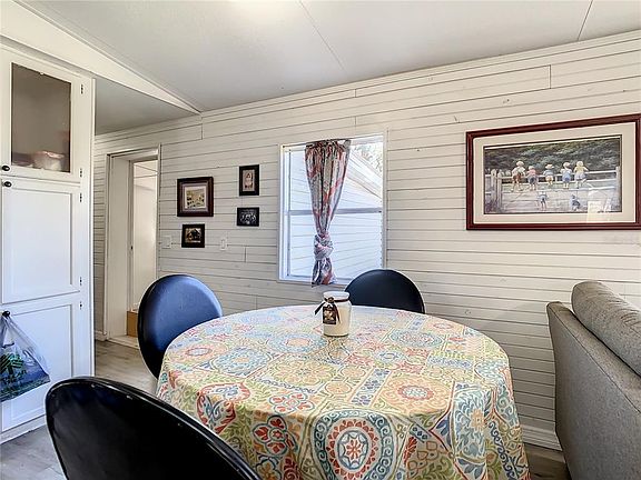5th image of 4420 SANDOLLAR STREET
