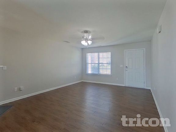 3rd image of 2414 Dewey Creek Ln