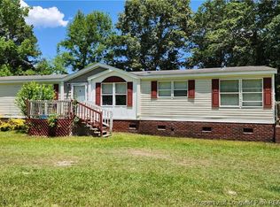 778 Maysville Ln, Tar Heel, NC 28392