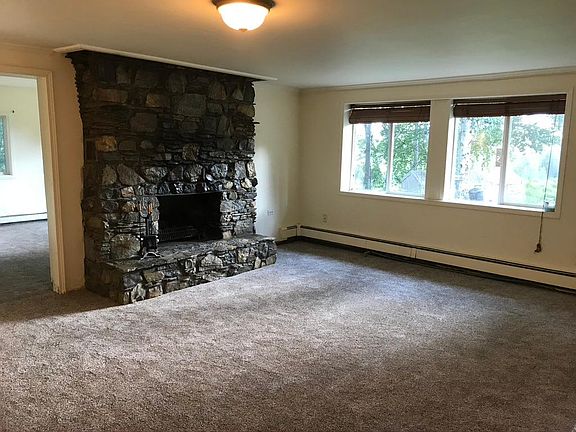 5th image of 1012 Vernal St #1
