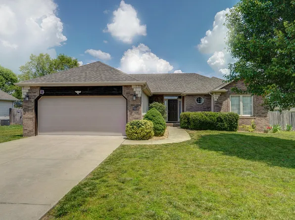 700 N Lexington Avenue, Republic, MO 65738