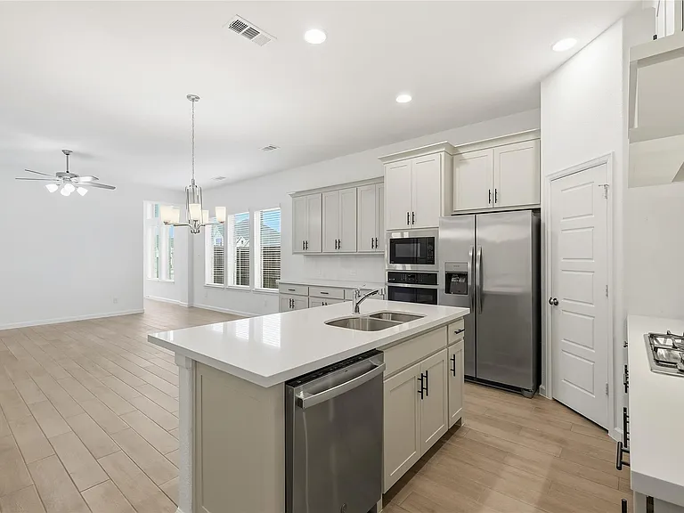 3101 Bell Flower Dr — Photo 17