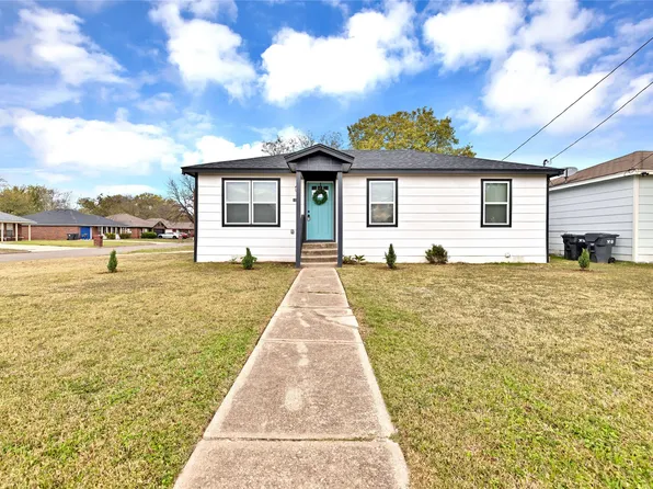 1600 Faulkner Ln, Waco, TX 76704