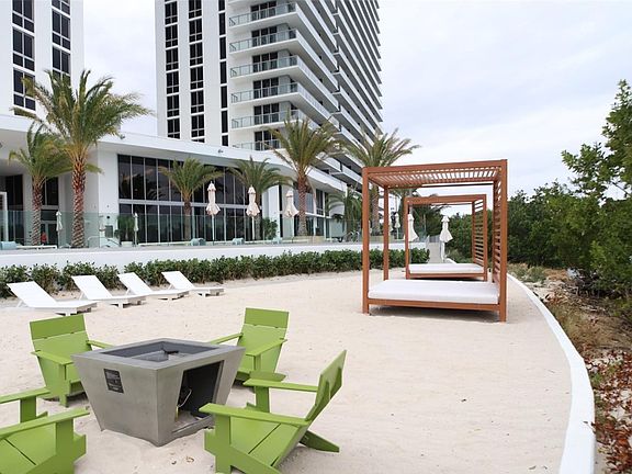 BEACH CABANA AREA