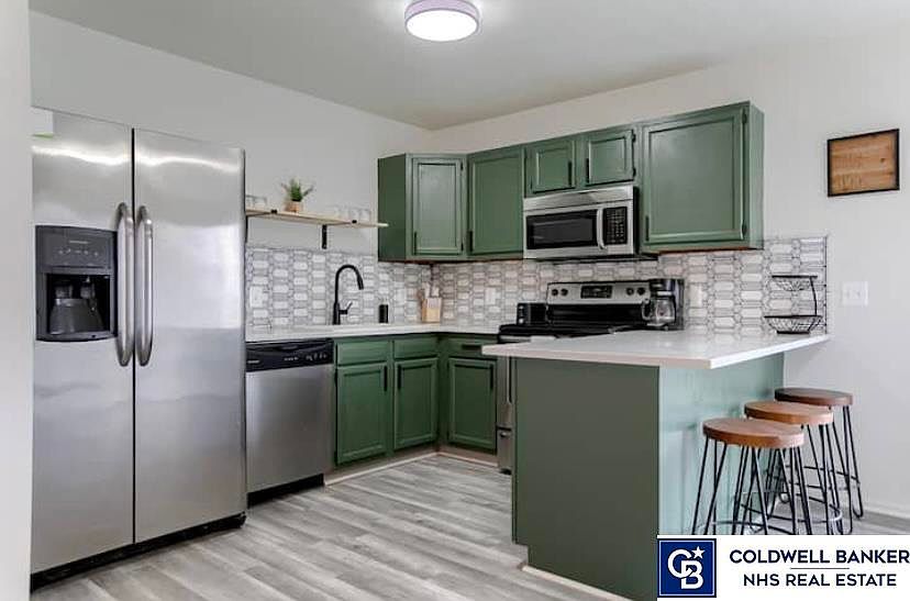 1st image of 620-622 Lamont Dr