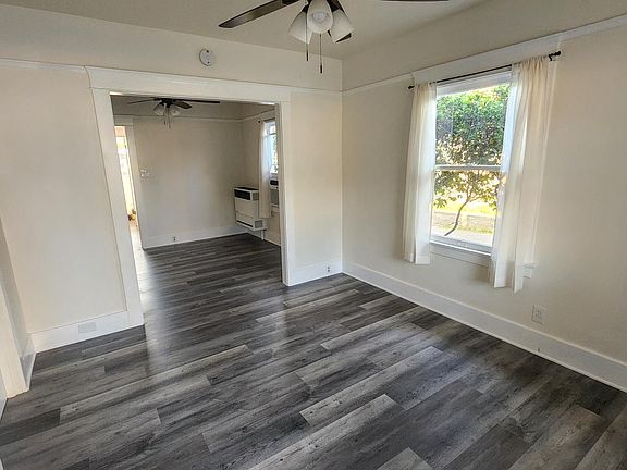 3rd image of 203 N Canyon Blvd