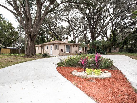 4th image of 1211 Lady Elaine Dr