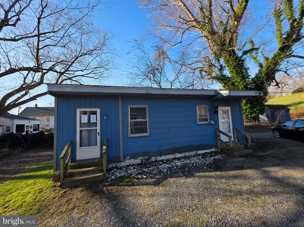 70 Macrae Ave, Prince Frederick, MD 20678