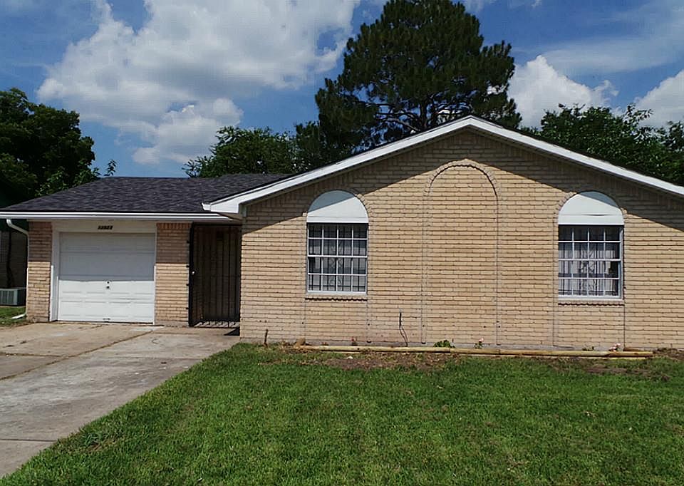 1st image of 12823 Southspring Dr