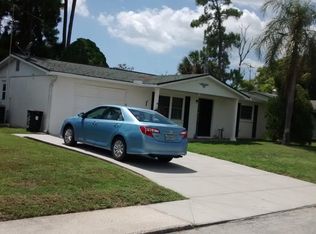 10025 Brunswick Ln, Port Richey, FL 34668