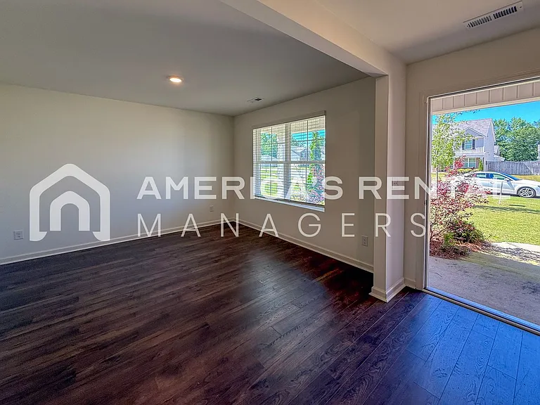 17970 April Leigh Cir — Photo 9