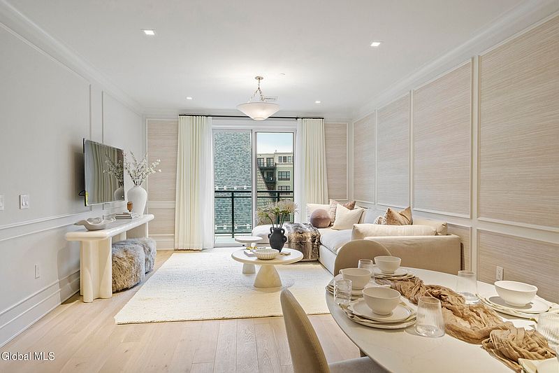 3rd image of 19 Washington Street #652 P