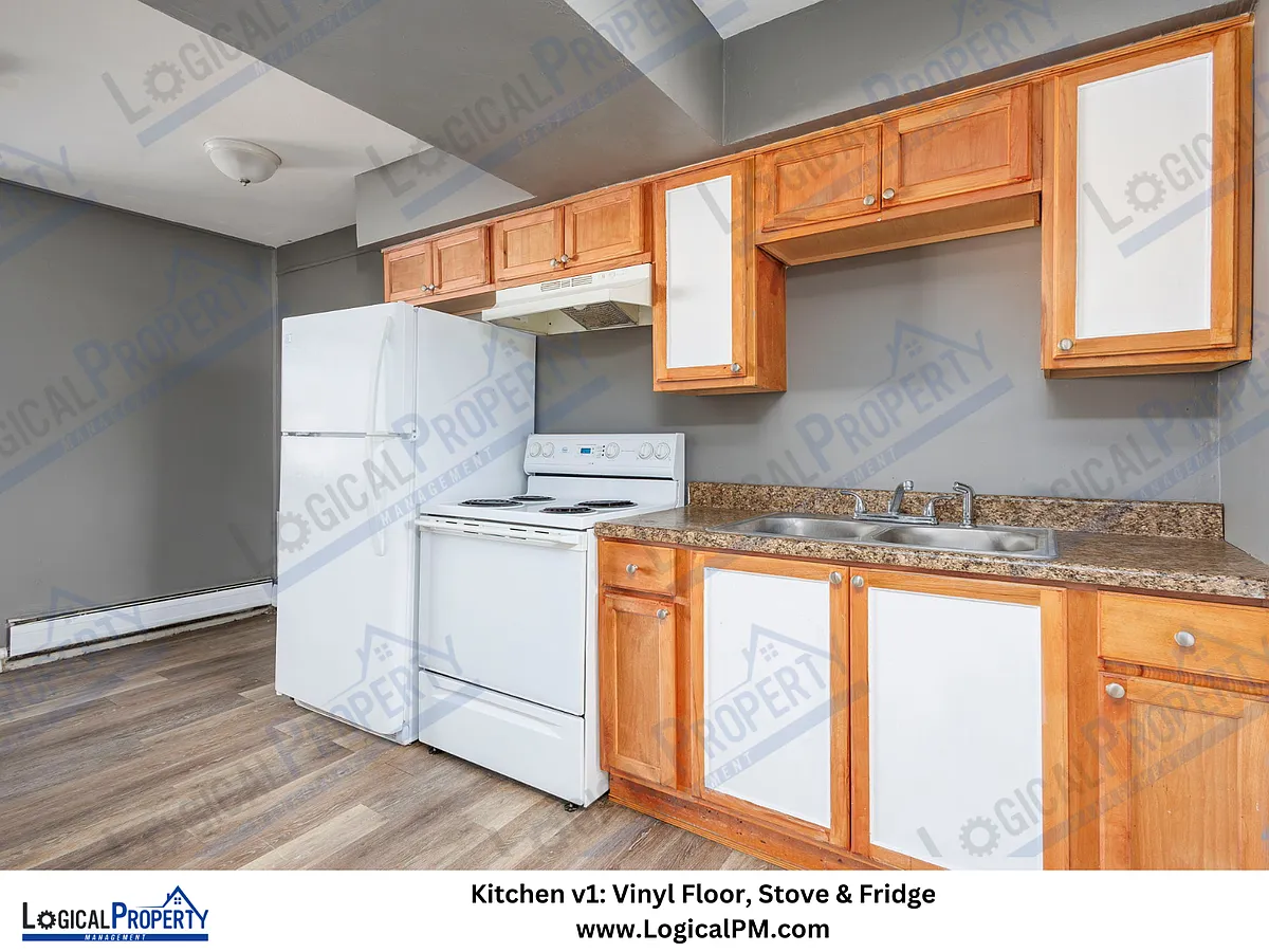 Building Photo - 19625 Conant St #12