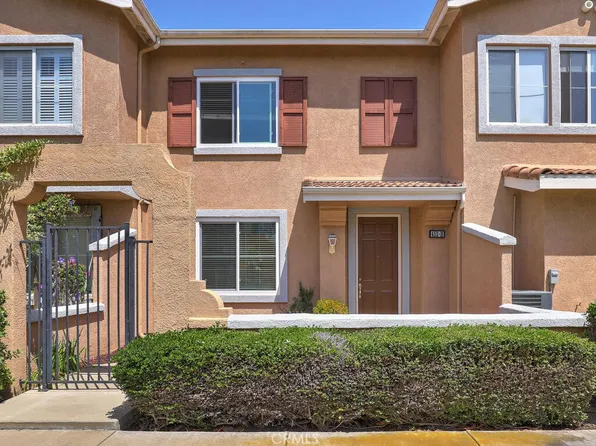 452 N Bloomberry Unit B, Orange, CA 92869