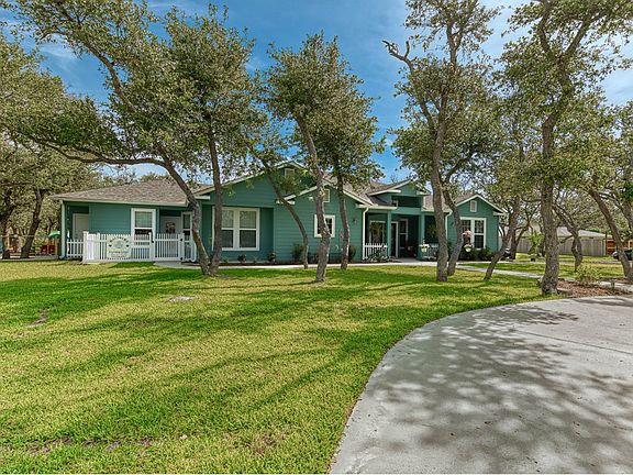 3rd image of 2611 Fm 3036