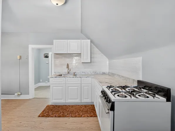 93 West 35th Street image 34 of 47