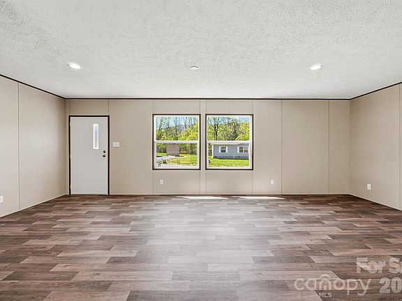 3rd image of 127 Peaceful Hill Dr