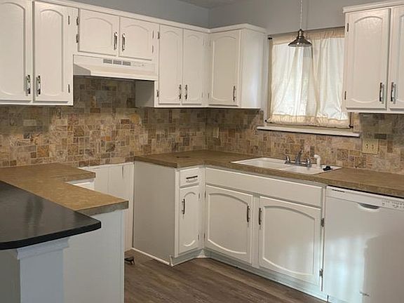 4th image of 1101 W 17th St #A