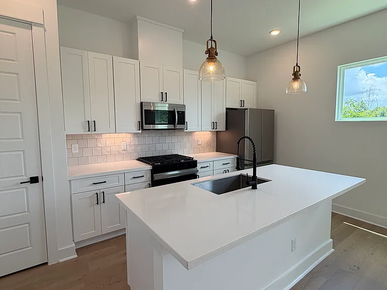 5815 Highland Sky Ln — Photo 5