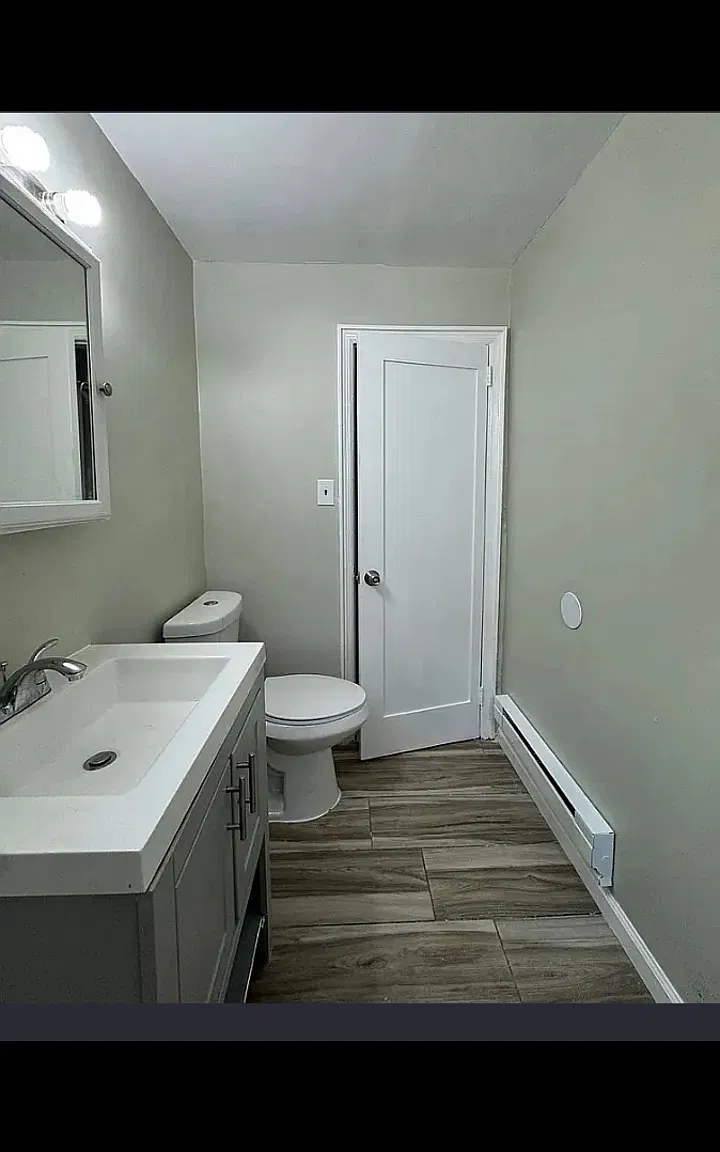 2 bed, $1,995 — Photo 2
