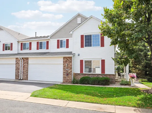 10881 Oak Grove Cir Unit B, Woodbury, MN 55129