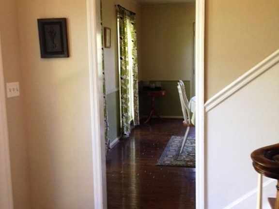 5th image of 102 Lee Dr