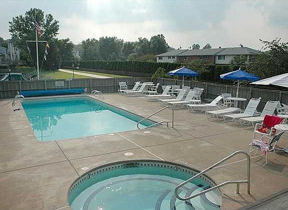 Pool/Hot Tub