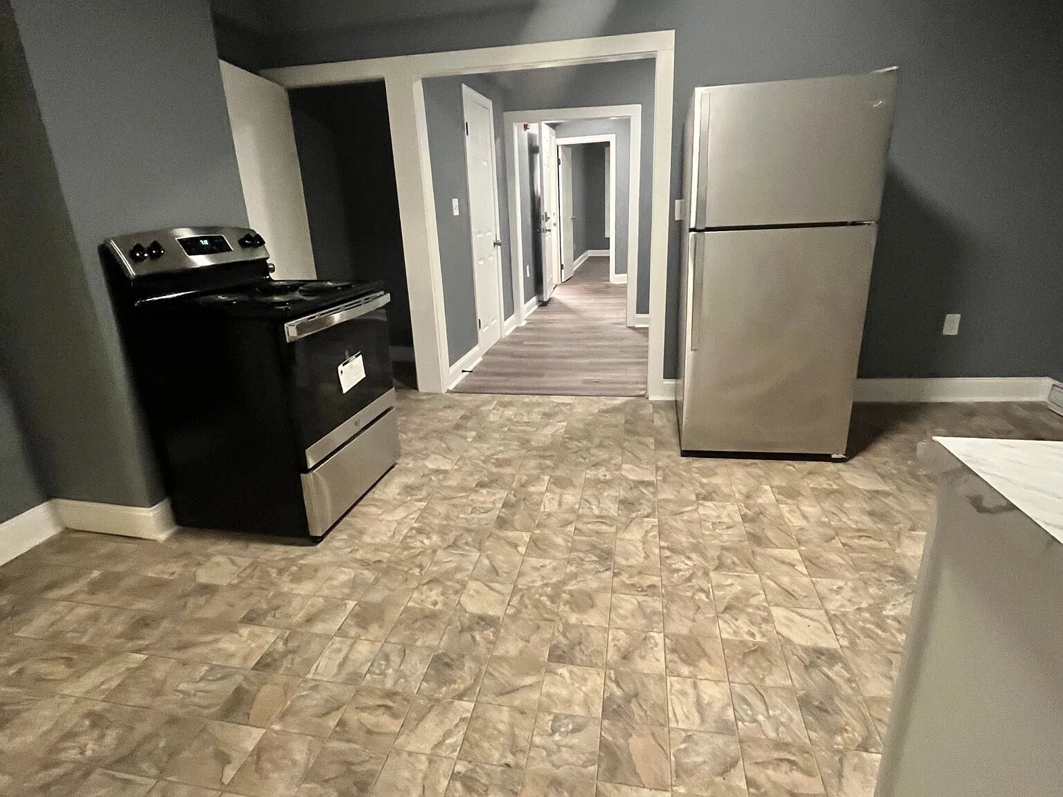 2 bed, 1.0 bath, 848 sqft, $1,950 — Photo 1