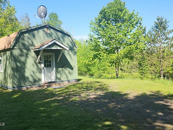 4th image of 143 Pond View Road