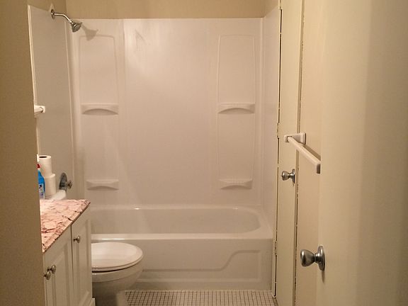 Completely updated full bathroom