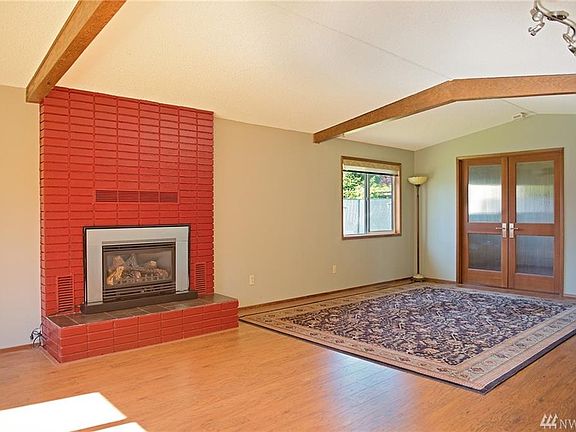 5th image of 2212 Wilkins Pl SE