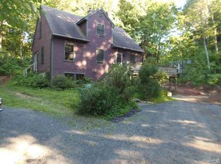 62 Court Sq, Montague, MA 01351