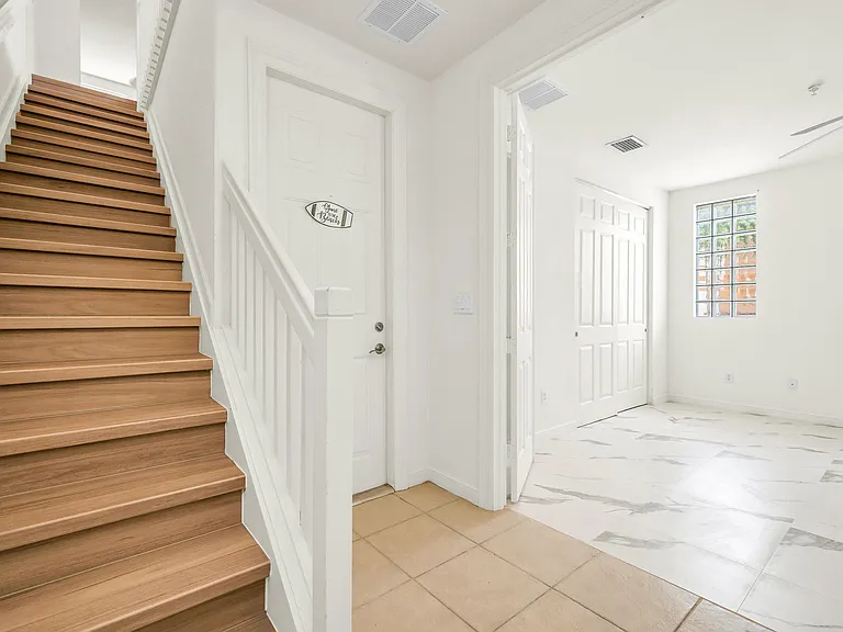 810 Marina Del Ray #6 — Photo 18