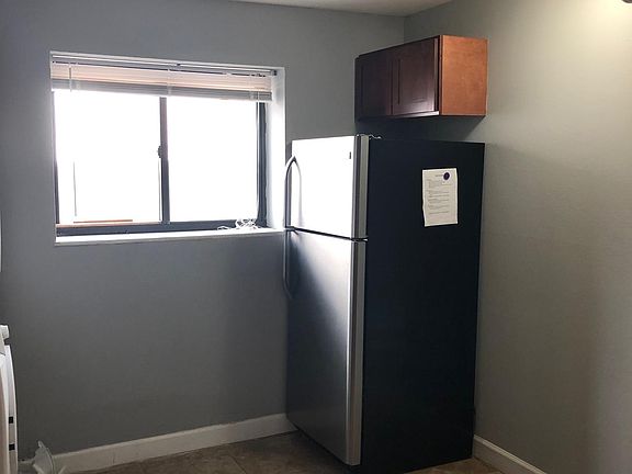 2nd image of 3960 W Pine Blvd