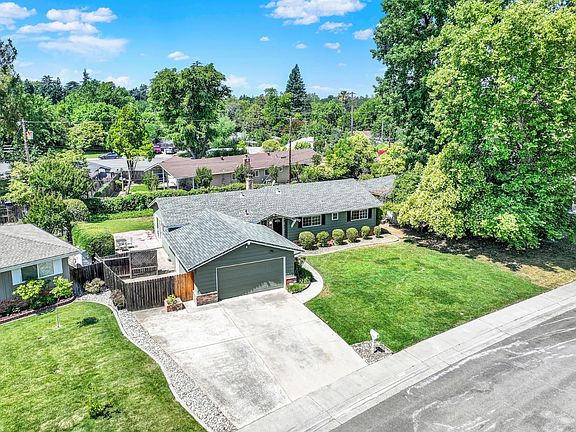 5th image of 4534 Dartmouth Drive