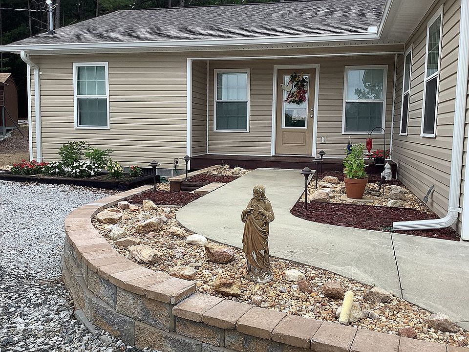 1st image of 399 Mountain View Rd
