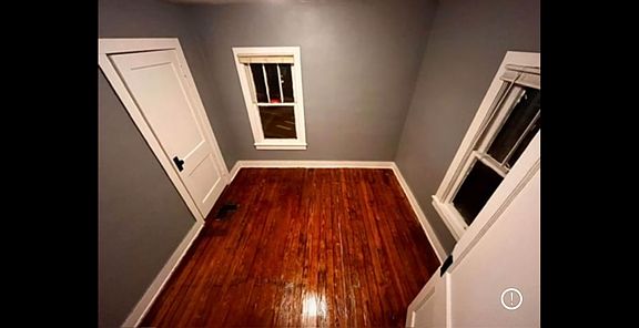 3rd image of 1104 Gomber Ave Unit 1