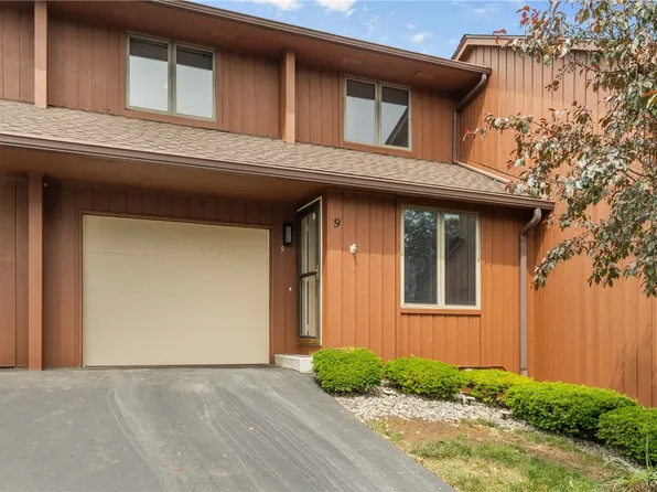 9 Vista View Dr, Fairport, NY 14450