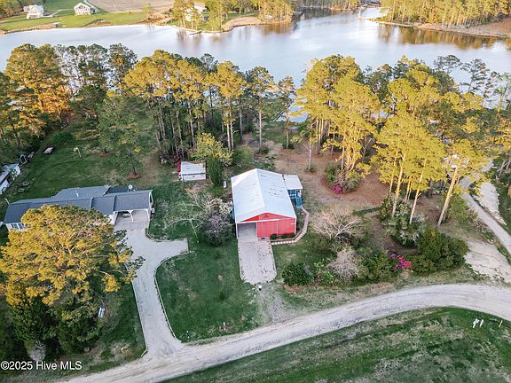 4th image of 170 Zinkie Lane