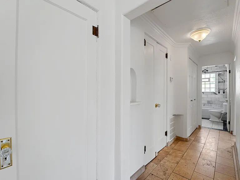 342 W Culver St #2 — Photo 9